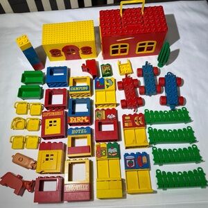 Lego Red Yellow Blue Green Classic Building Set Pieces Vintage 80”
